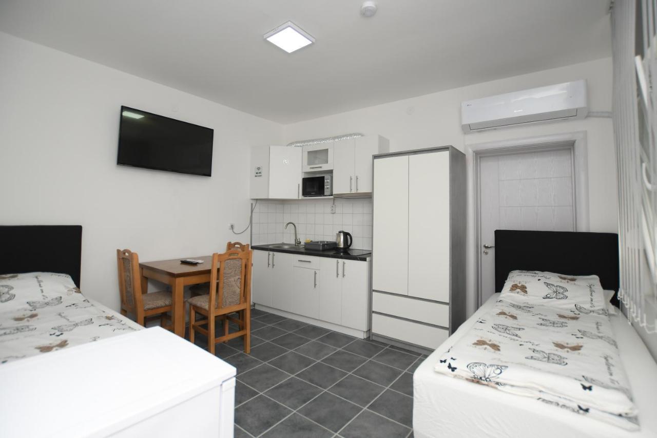 Relax Apartmani คลาโดโว ภายนอก รูปภาพ